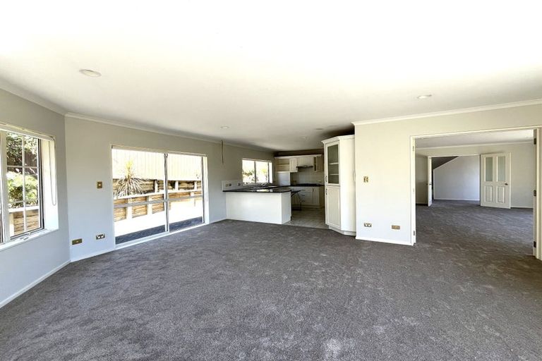 Photo of property in 28 Ardagh Place, Dannemora, Auckland, 2016