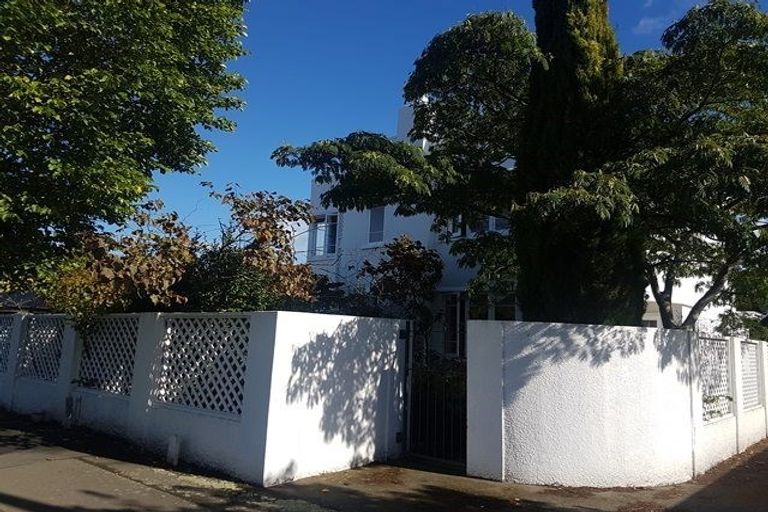 Photo of property in 385 College Street, Hokowhitu, Palmerston North, 4410