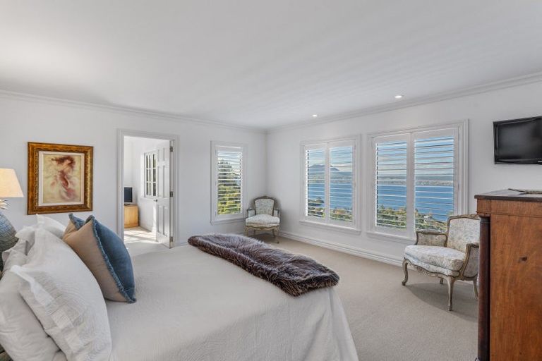 Photo of property in 423 Gillespie Place, Acacia Bay, Taupo, 3385