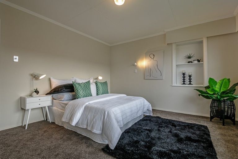 Photo of property in 5 Sutherland Crescent, Westbrook, Palmerston North, 4412