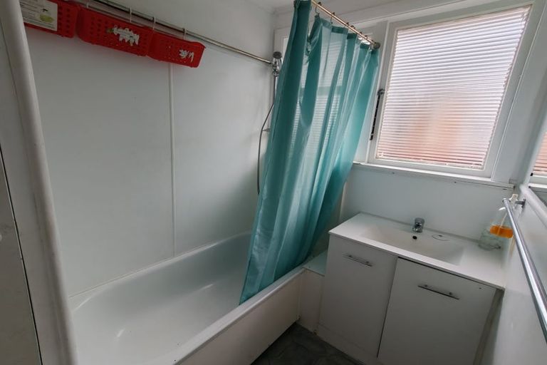 Photo of property in 10 Croall Crescent, St Andrews, Hamilton, 3200