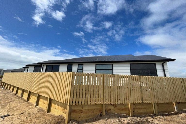 Photo of property in 41 Pasture Way, Papamoa, 3118