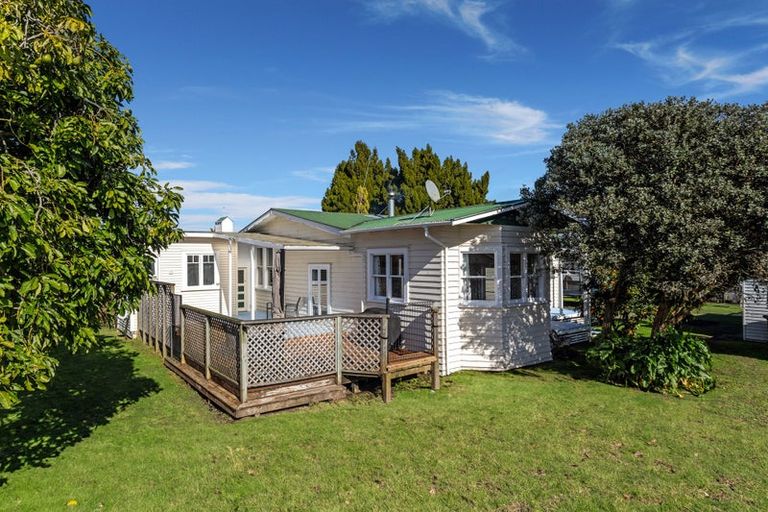 Photo of property in 57 College Road, Edgecumbe, 3120