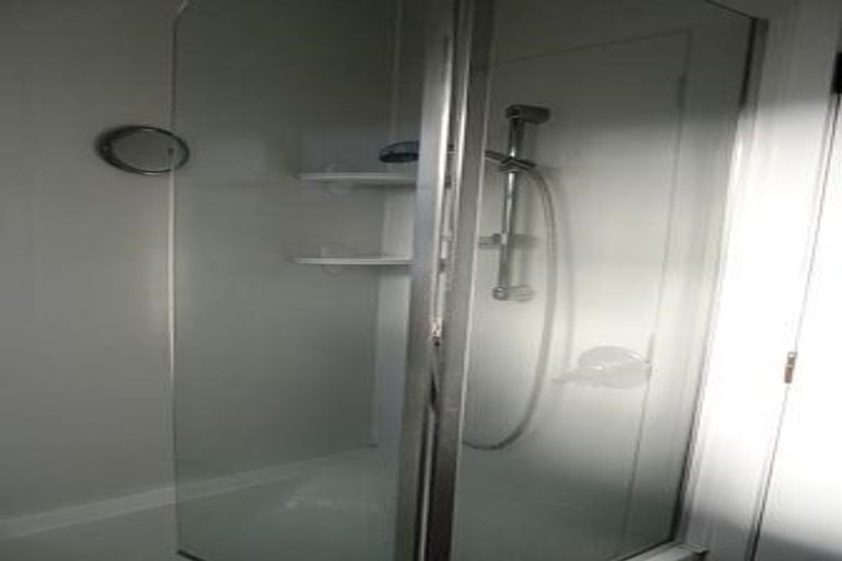 Photo of property in 1 Field Street, Silverstream, Upper Hutt, 5019