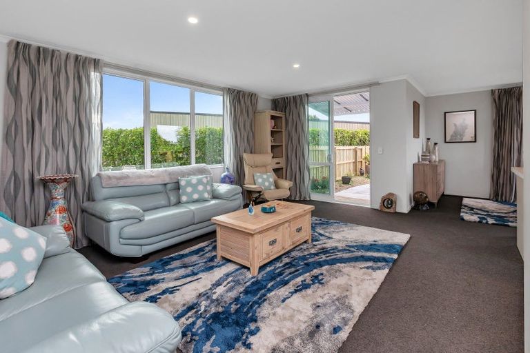 Photo of property in 16 Riverglen Road, Waipu, 0510