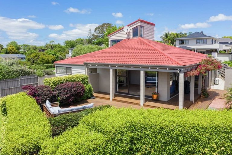 Photo of property in 11 Paykel Avenue, Farm Cove, Auckland, 2012