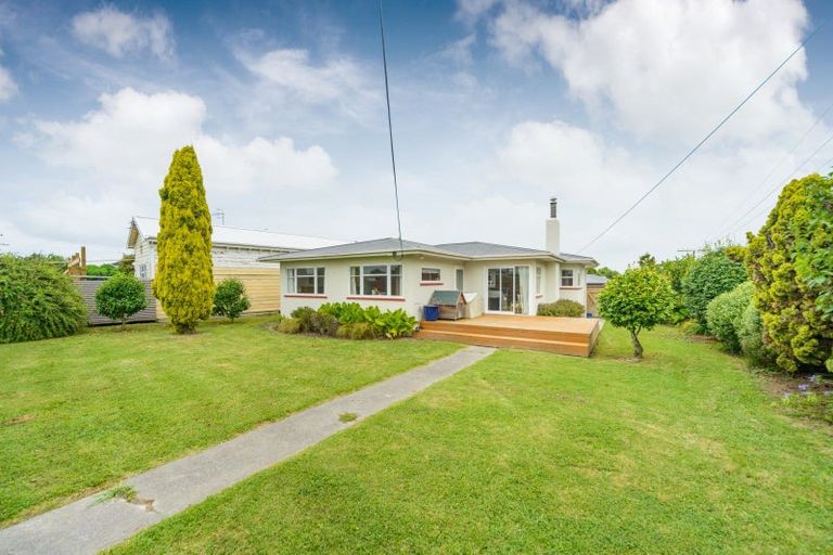 Photo of property in 81 Thames Street, Rongotea, 4476
