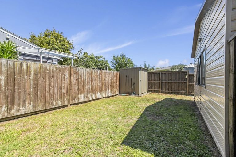 Photo of property in 1/105 Taylor Road, Mangere Bridge, Auckland, 2022