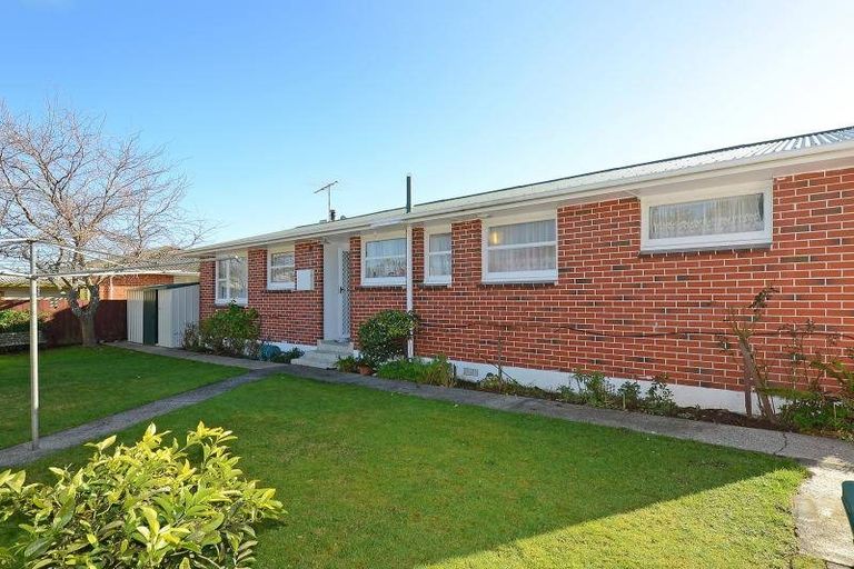 Photo of property in 2a Gower Street, Silverstream, Upper Hutt, 5019