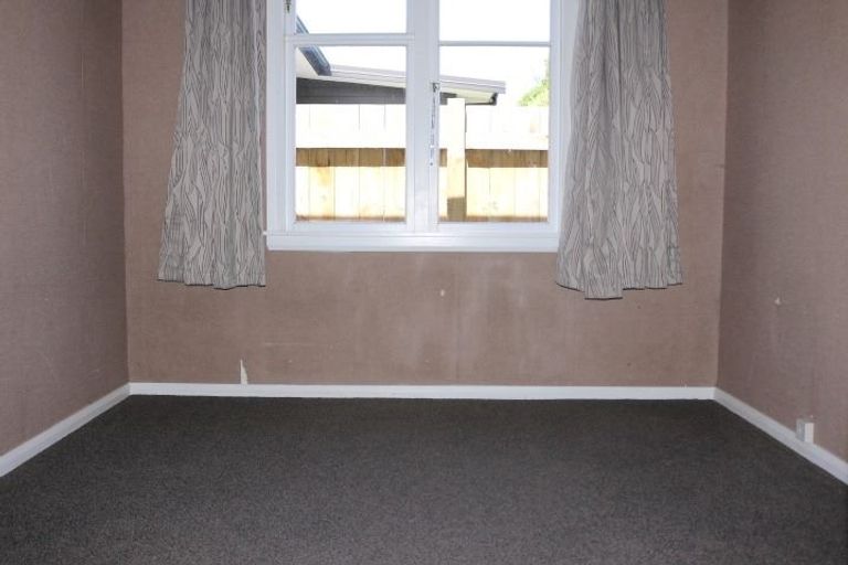 Photo of property in 4 Alton Place, Hokowhitu, Palmerston North, 4410