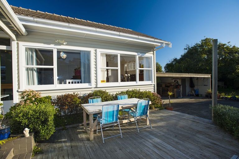 Photo of property in 14 Haronga Road, Inner Kaiti, Gisborne, 4010