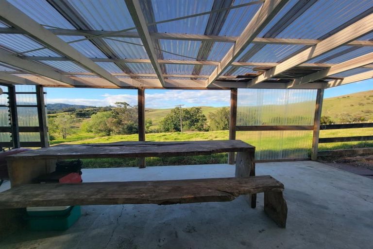 Photo of property in 929 State Highway 1, Oakleigh, Whangarei, 0171