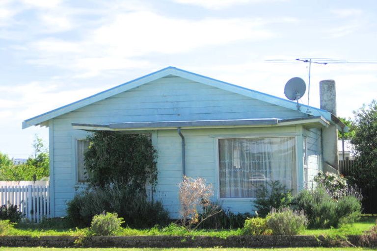 Photo of property in 11 Andrew Street, Elgin, Gisborne, 4010