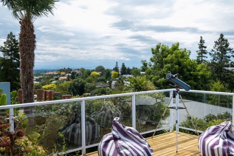 Photo of property in 13 Awarua Crescent, Havelock North, 4130