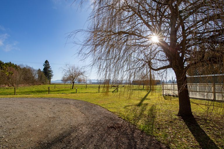 Photo of property in 974 Wolffs Road, West Eyreton, Rangiora, 7476