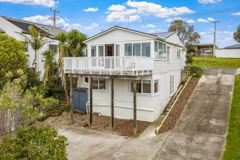 Photo of property in 75 Stanmore Bay Road, Stanmore Bay, Whangaparaoa, 0932