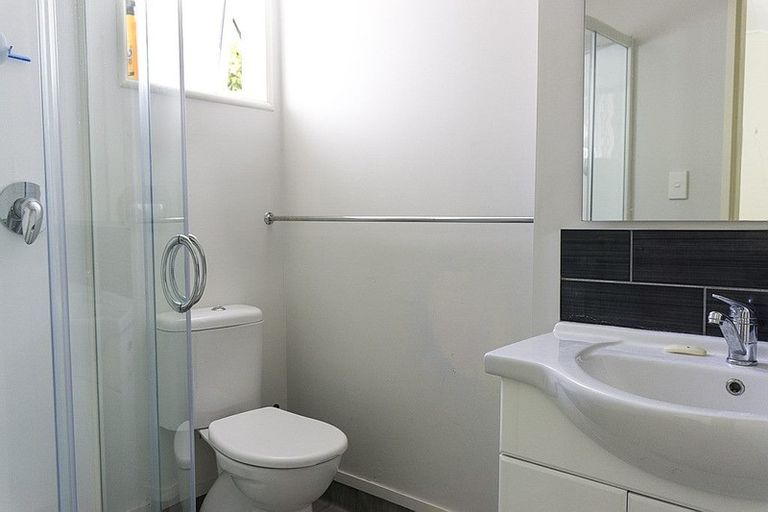 Photo of property in 74 Royal Terrace, Dunedin Central, Dunedin, 9016