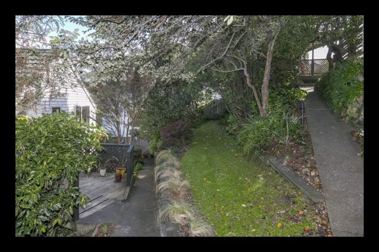 Photo of property in 4 Clive Road, Khandallah, Wellington, 6035