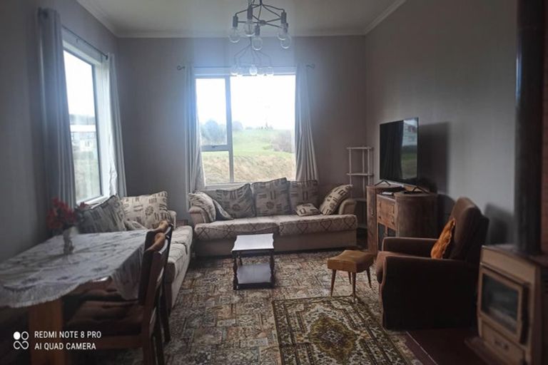 Photo of property in 28 Milton Highway, Balclutha, 9272