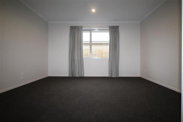 Photo of property in 7 Hineaari Street, Marshland, Christchurch, 8083