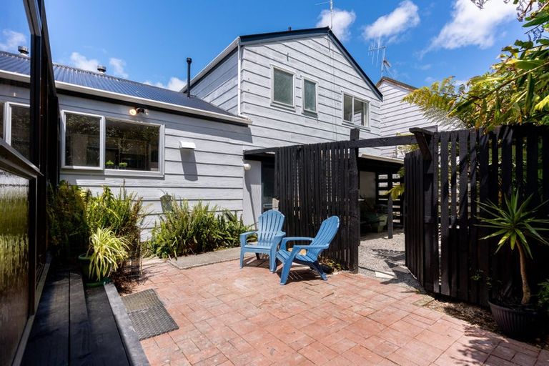 Photo of property in 6 Bowline Place, Whitby, Porirua, 5024