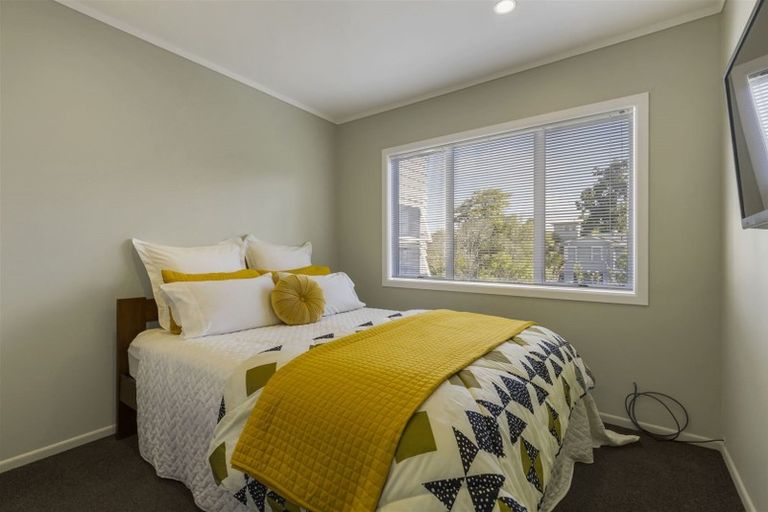 Photo of property in 73 Saffron Street, Birkdale, Auckland, 0626