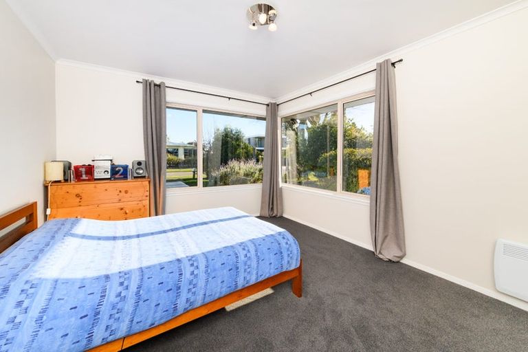 Photo of property in 39 Lincoln Terrace, Hokowhitu, Palmerston North, 4410