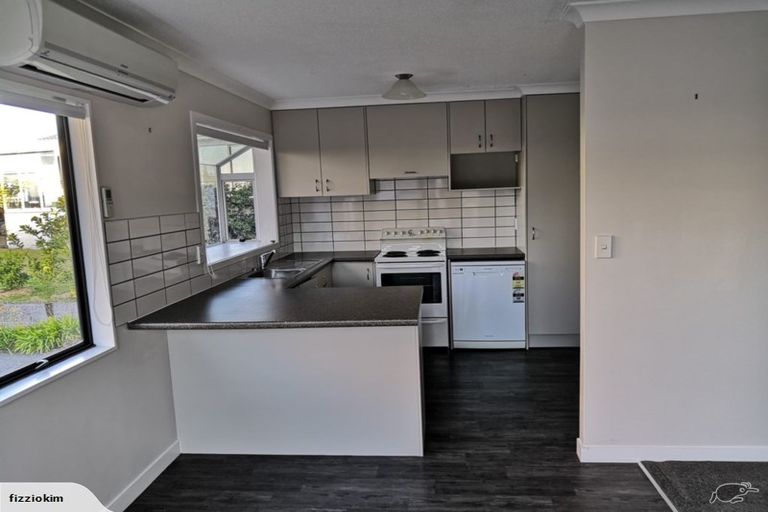 Photo of property in 8b Wiltshire Place, Te Puke, 3119