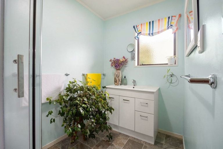 Photo of property in 167a Williams Street, Cambridge, 3434