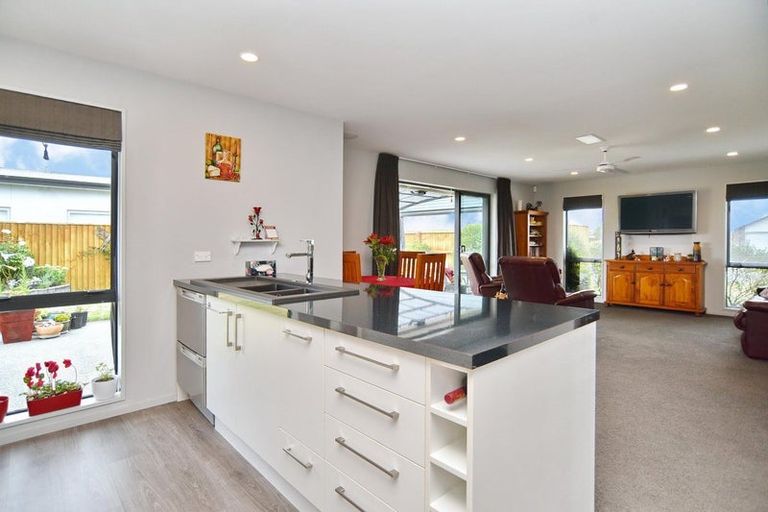 Photo of property in 12 Beech Drive, Rangiora, 7400