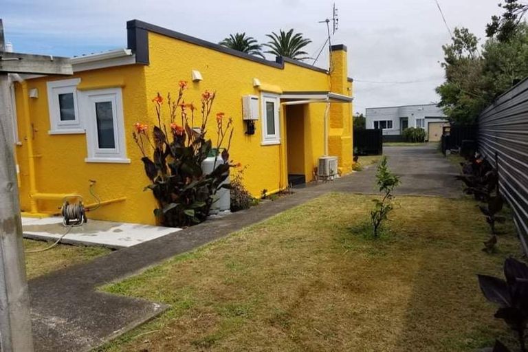 Photo of property in 8a Pharazyn Street, Gonville, Whanganui, 4500