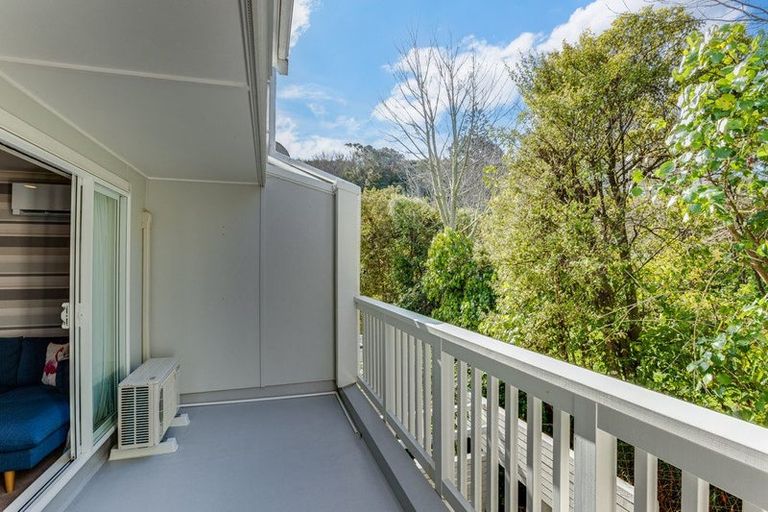 Photo of property in 25b Omar Street, Khandallah, Wellington, 6035