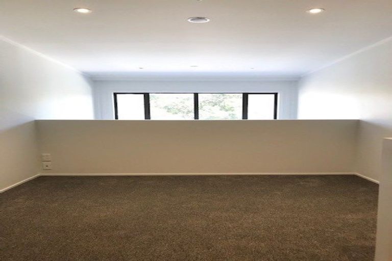 Photo of property in 13b/30 Westward Ho, Glen Eden, Auckland, 0602