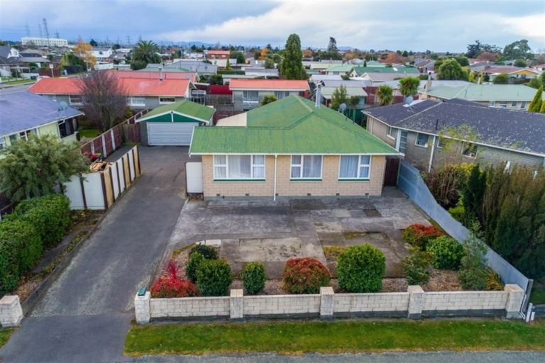 Photo of property in 3 Kathleen Crescent, Hornby, Christchurch, 8042