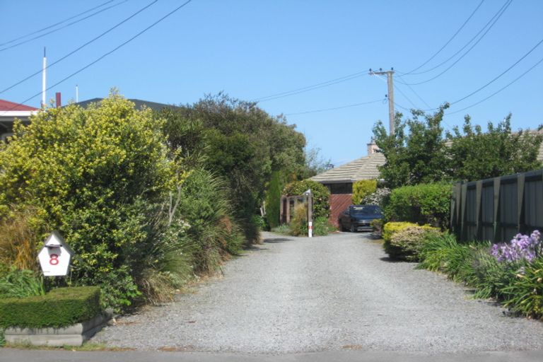 Photo of property in 8 Martbern Crescent, Bishopdale, Christchurch, 8053