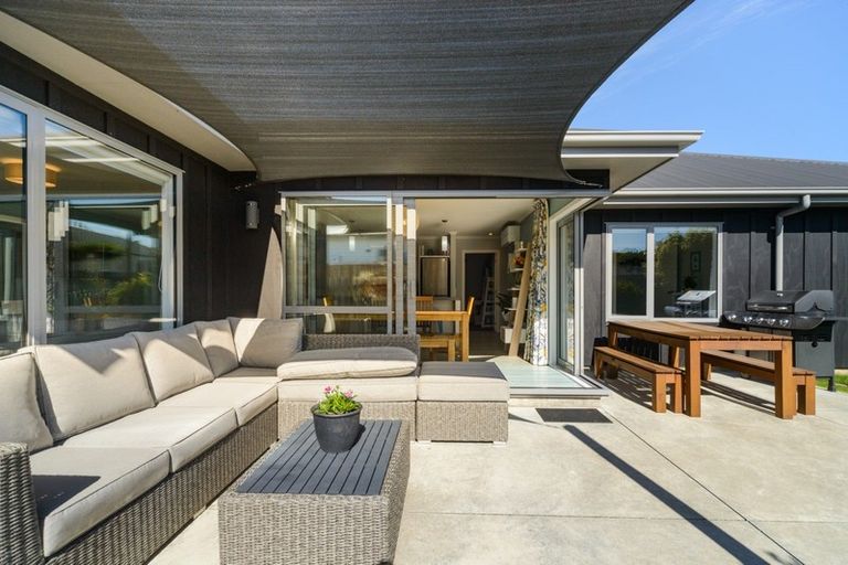 Photo of property in 4 Poplar Grove, Feilding, 4702