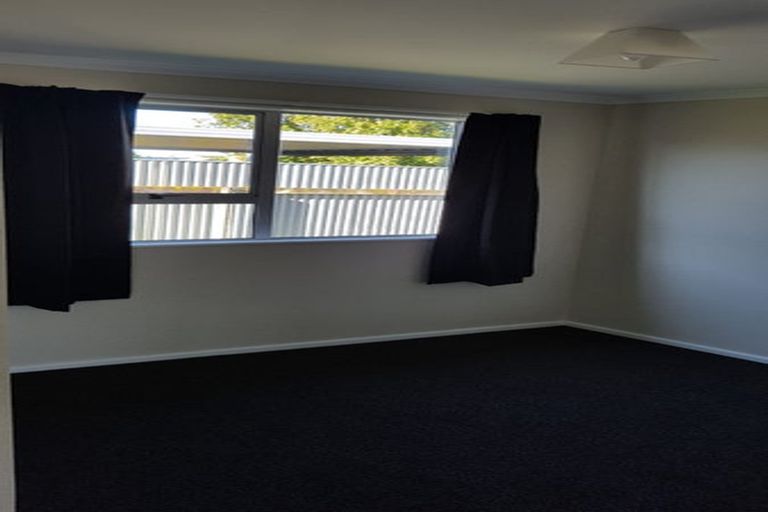 Photo of property in 2/47 Lanark Crescent, Tamatea, Napier, 4112