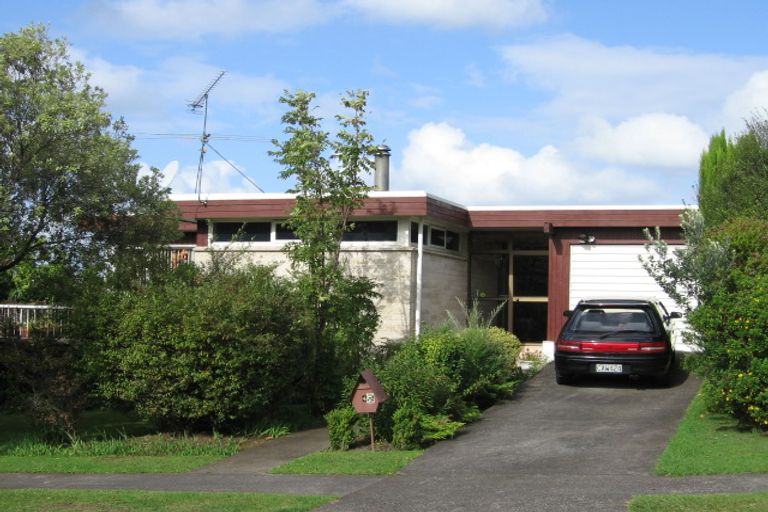 Photo of property in 4 Olena Avenue, Sunnyhills, Auckland, 2010