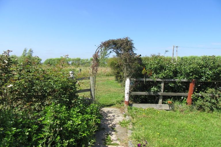 Photo of property in 53 Morven Beach Road, Morven, Waimate, 7980