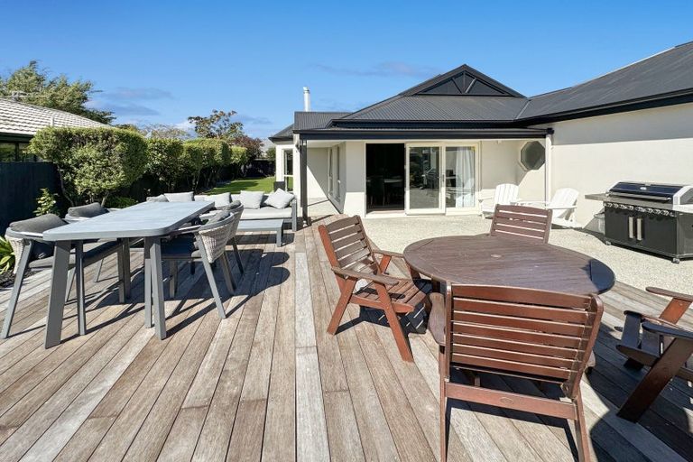 Photo of property in 14 Elmslie Grove, Halswell, Christchurch, 8025