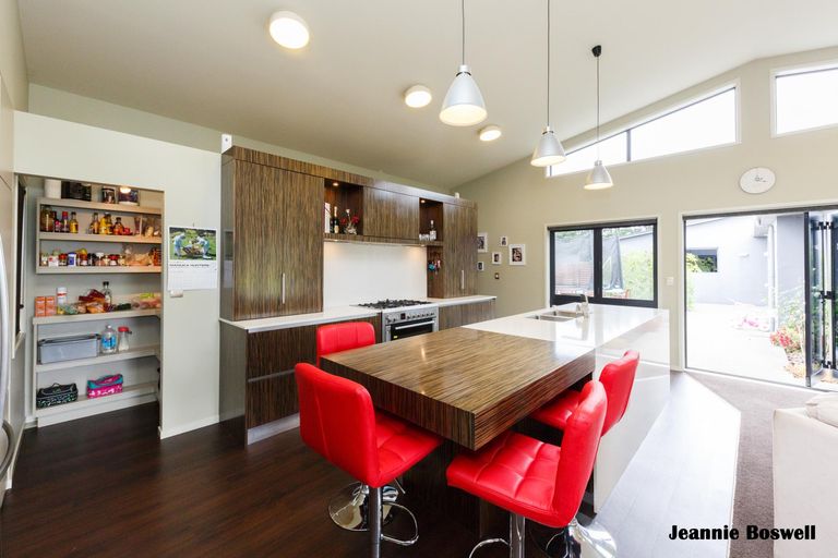 Photo of property in 5/454 Stoney Creek Road, Kelvin Grove, Palmerston North, 4470