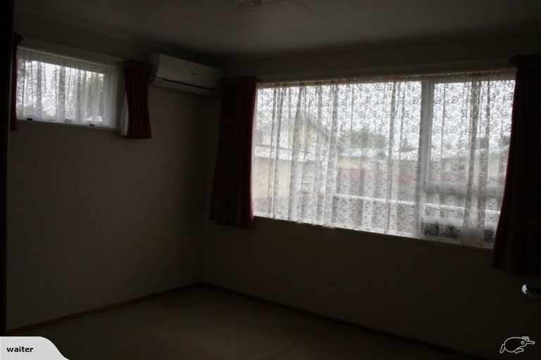 Photo of property in 19 Hume Street, Waitara, 4320