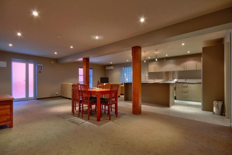 Photo of property in 5/2 Manor Place, Dunedin Central, Dunedin, 9016