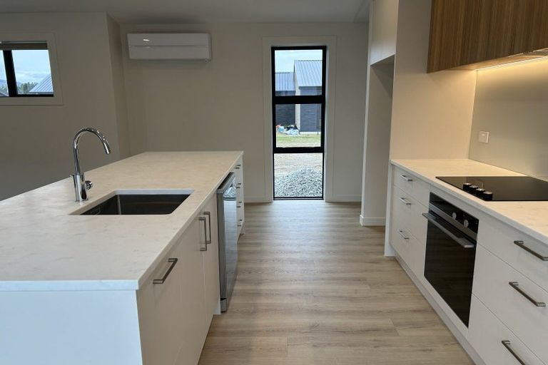 Photo of property in 13 Dunn Street, Lake Hawea, 9382