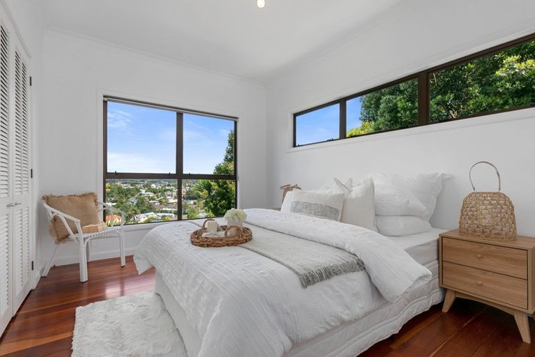 Photo of property in 70 Darraghs Road, Brookfield, Tauranga, 3110