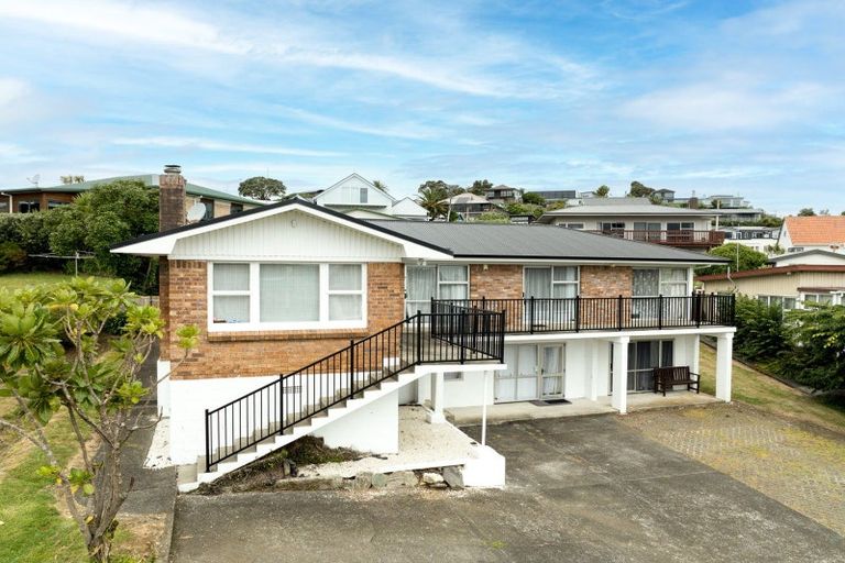 Photo of property in 4 Bankart Street, Raglan, 3225