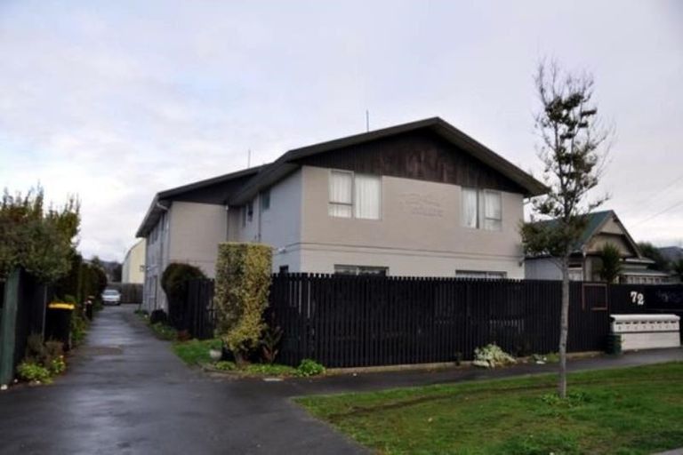 Photo of property in 2/72 Fairfield Avenue, Addington, Christchurch, 8024