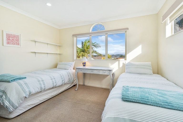 Photo of property in 22 Bermuda Place, One Tree Point, 0118