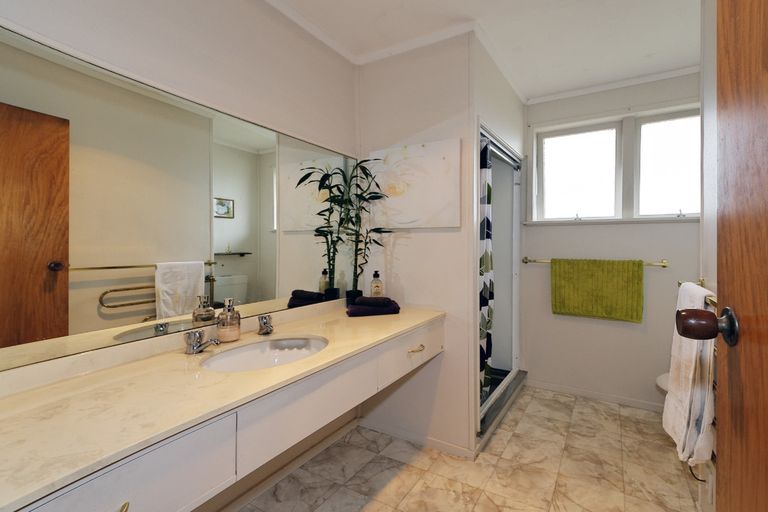 Photo of property in 237 Metcalfe Road, Ranui, Auckland, 0612