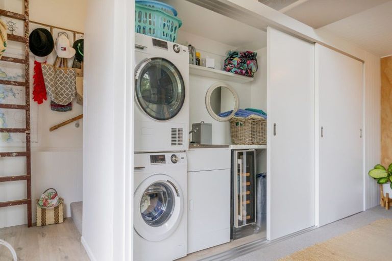 Photo of property in 9 Kenneth Avenue, Whitianga, 3510